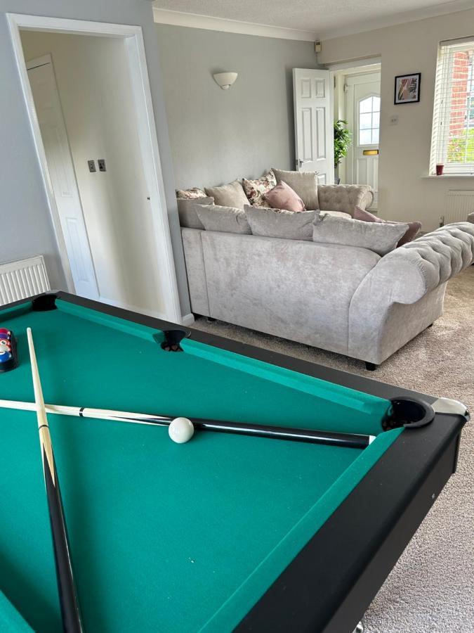 4-Bedroom Home Near Ema, Sleeps 6 كاسل دونينغتون المظهر الخارجي الصورة